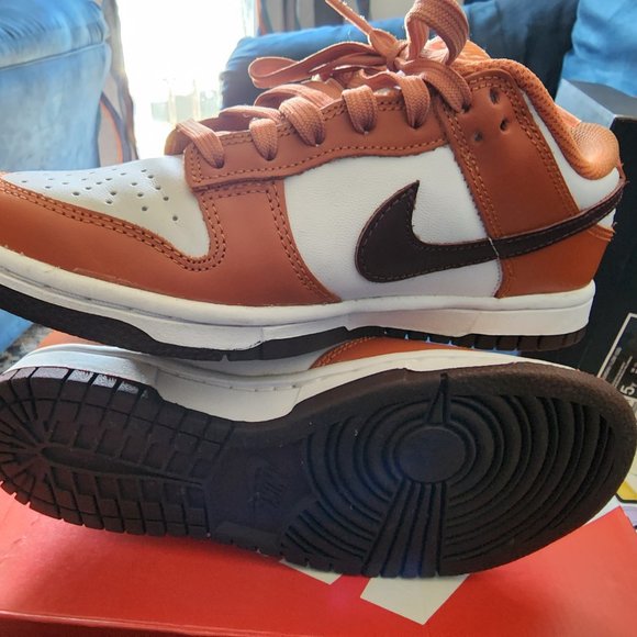 NIKE DUNK LOW BRONZE ECLIPSE - Picture 2 of 2